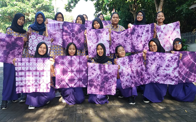 Batik Shibori Hasil Karya Siswa