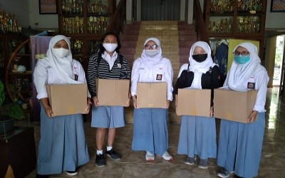 Lintas Alumni TRAPPSILA SMA 9 Yogyakarta 'BERBAGI KASIH'